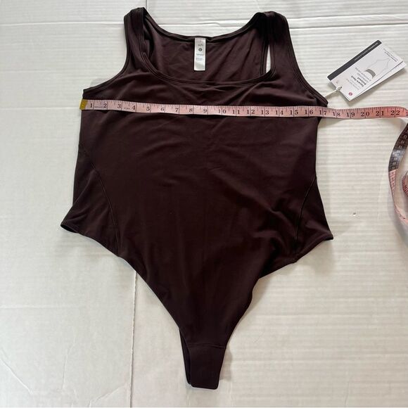 Lululemon Wundermost Nulu Square-Neck Sleeveless Bodysuit French Press NWT XL - Picture 15 of 16
